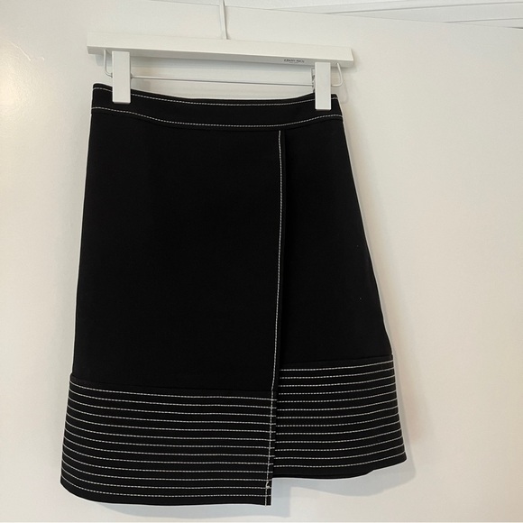 Vince Camuto Womens Black Faux Wrap Asymmetric Night Out Mini Skirt 14 NWT - Picture 5 of 15
